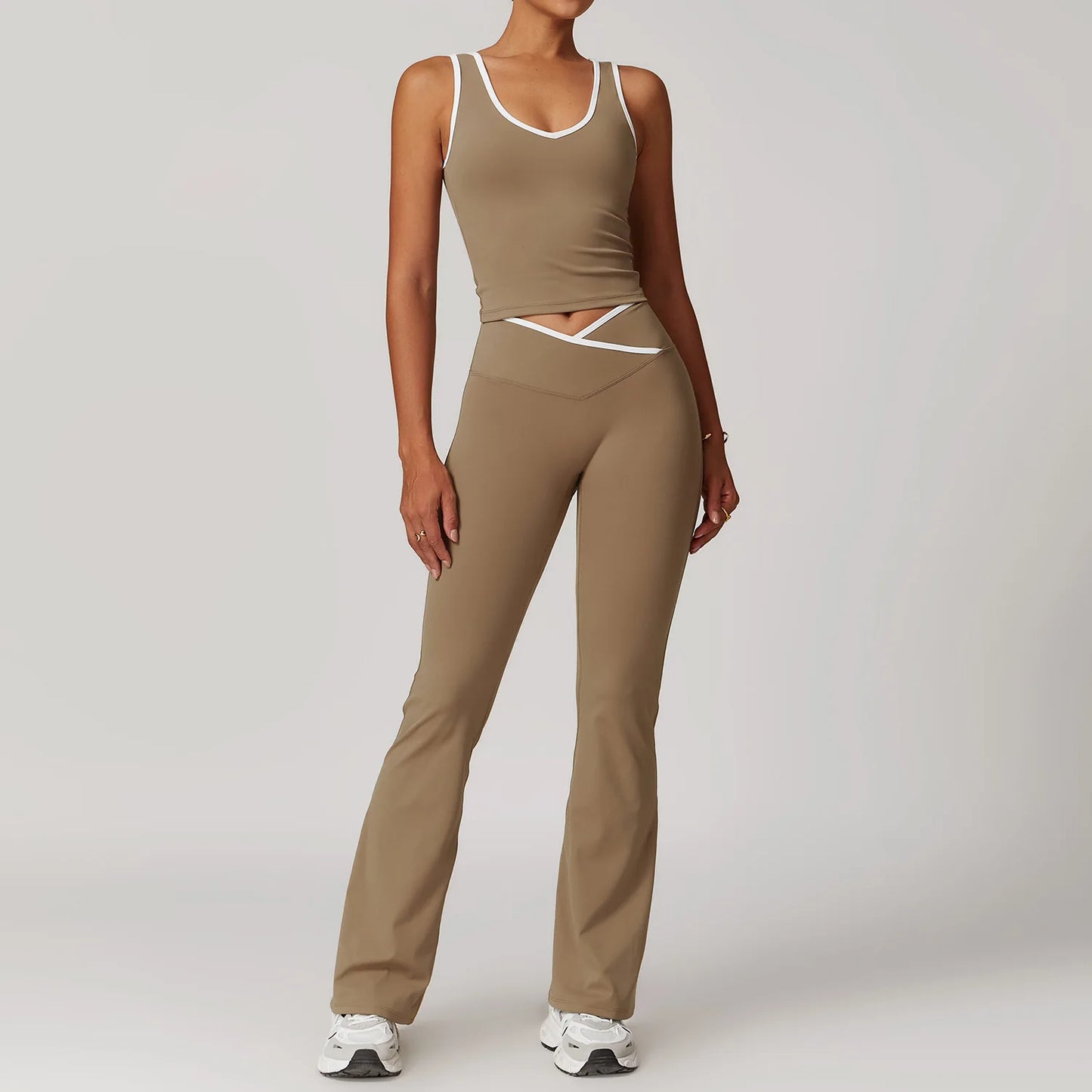 KAYLI™ PURESET – Légèreté à porter. Présence à vivre.-2 pç