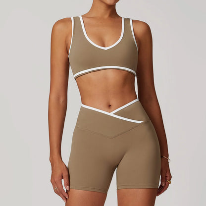 KAYLI™ PURESET – Légèreté à porter. Présence à vivre.-2 pç